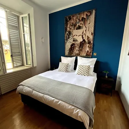 Cozy In Center Apartment Como