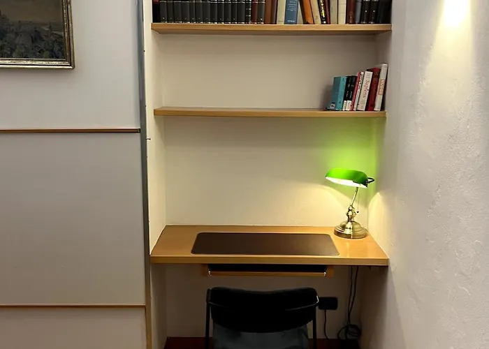 Cozy In Center * 코모