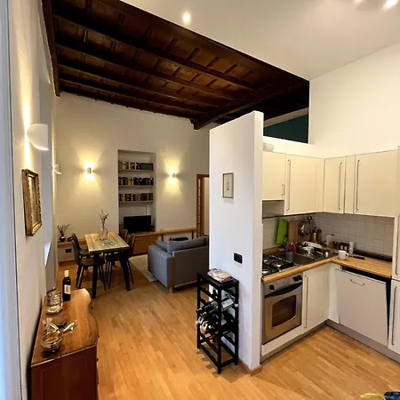 Cozy In Center Apartment