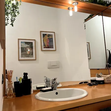 Cozy In Center Apartment